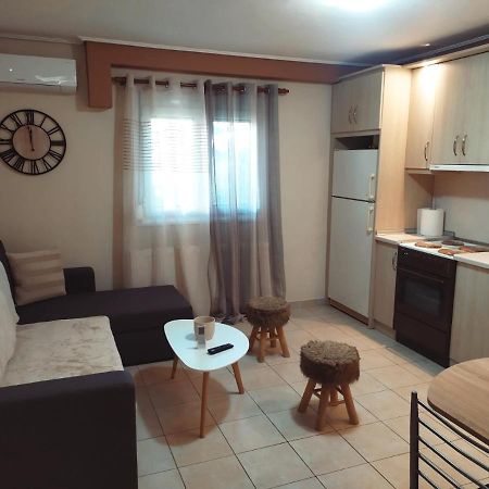 Apartment Near The Sea, ヴォロス エクステリア 写真